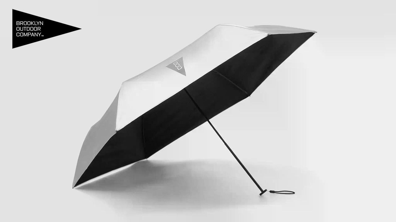 160gの驚きの軽さ。100％UVカット＆雨天対応の超軽量カーボン日傘が発売開始！