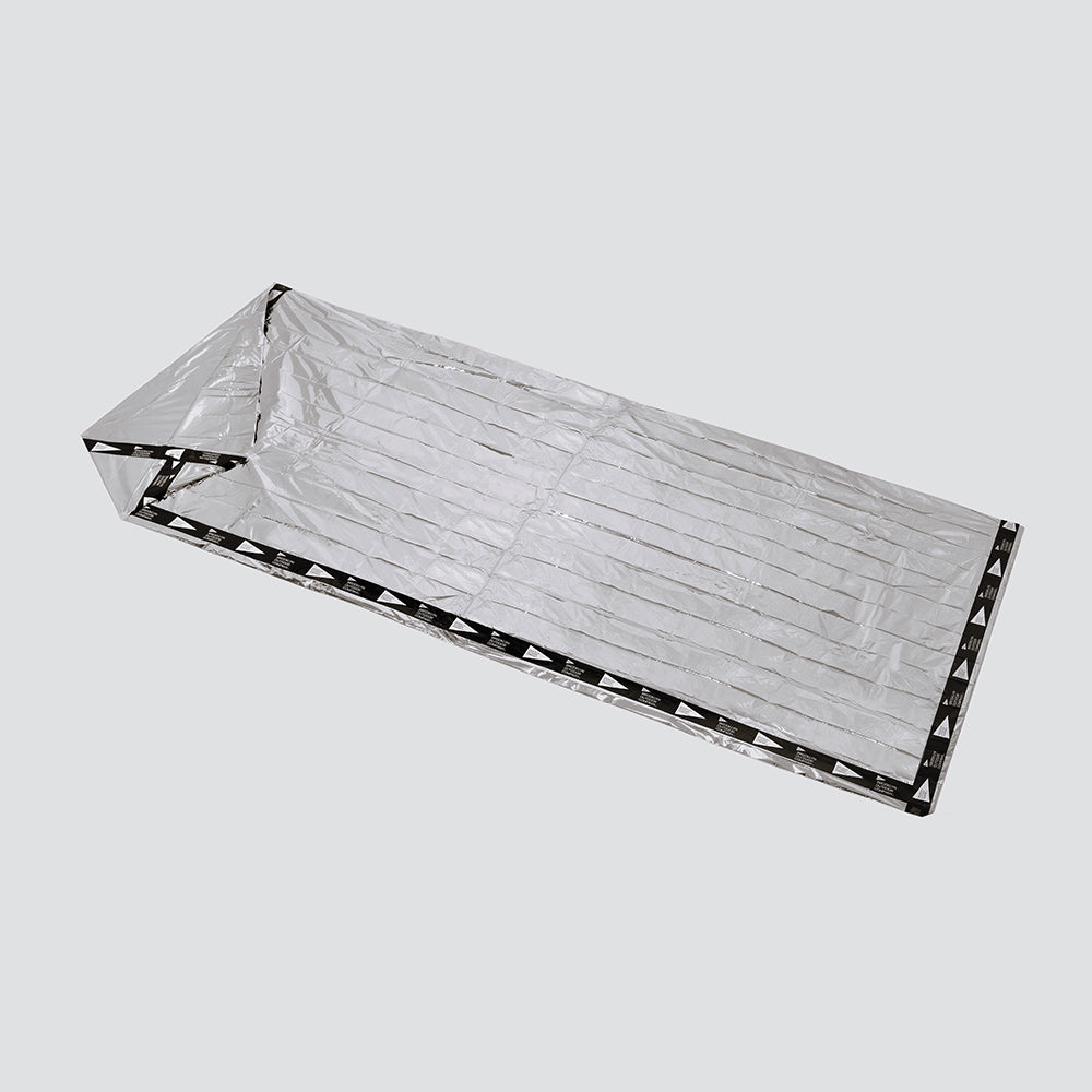 The Emergency Sleeping Bag – BROOKLYN OUTDOOR COMPANY 日本公式サイト
