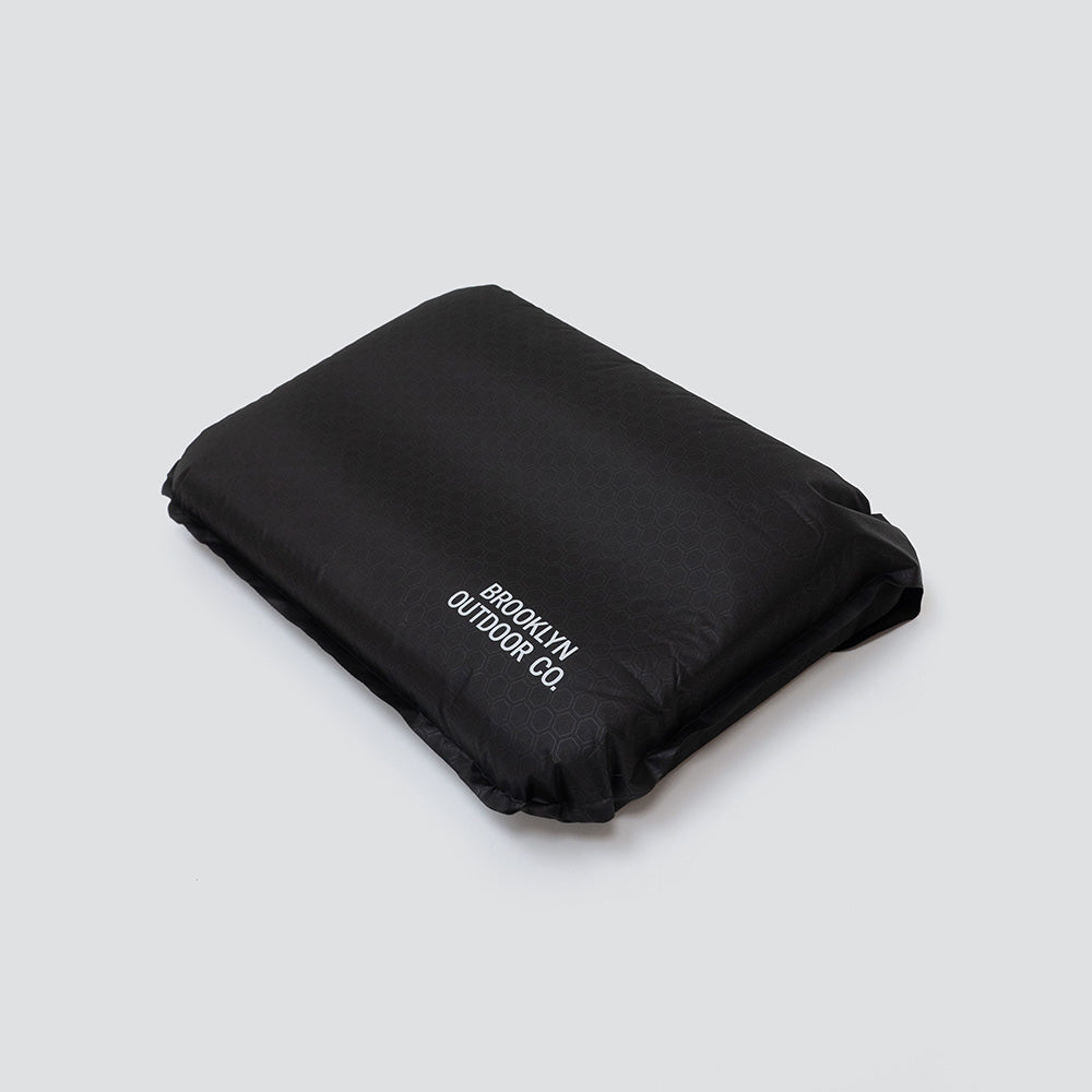 The Self-Inflating Pump Pillow – BROOKLYN OUTDOOR COMPANY